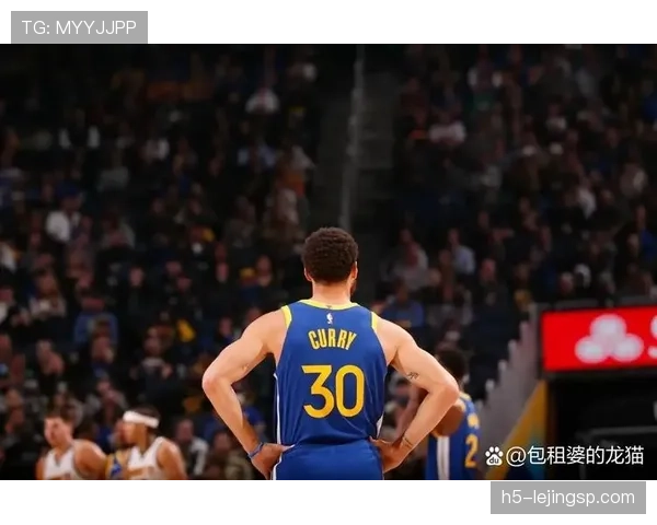 库里挡拆吸引约基奇，较上季三分更高效