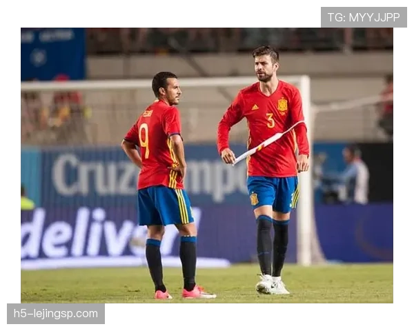 拉莫斯与范戴克：不同时代顶级中卫对比分析