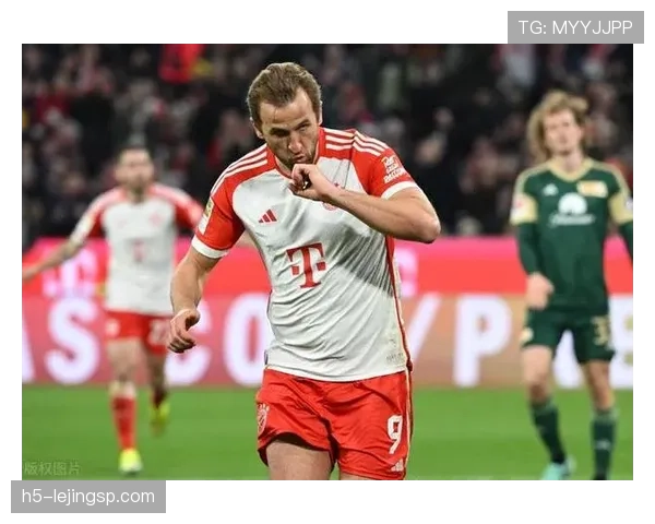 拜仁体系隐患显现，凯恩加盟凸显战术依赖，近期高端局溃败对俱乐部稳定性带来考验