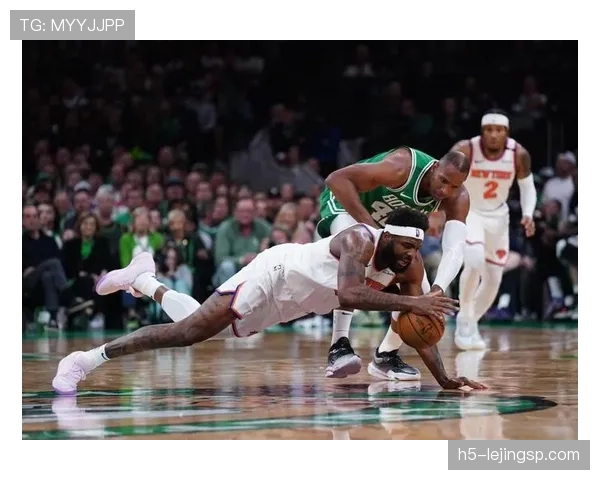 米切尔·罗宾逊吃饼效率领跑内线，防守覆盖改变尼克斯禁区生态