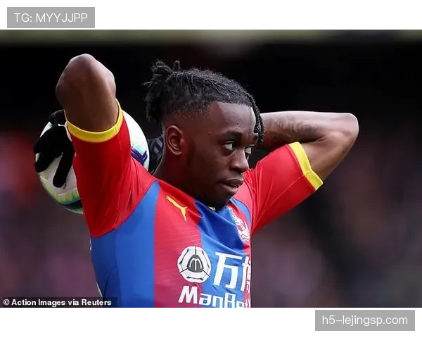 卡瓦哈尔与特林康在边后卫角色中形成球权分散与推进偏移趋势